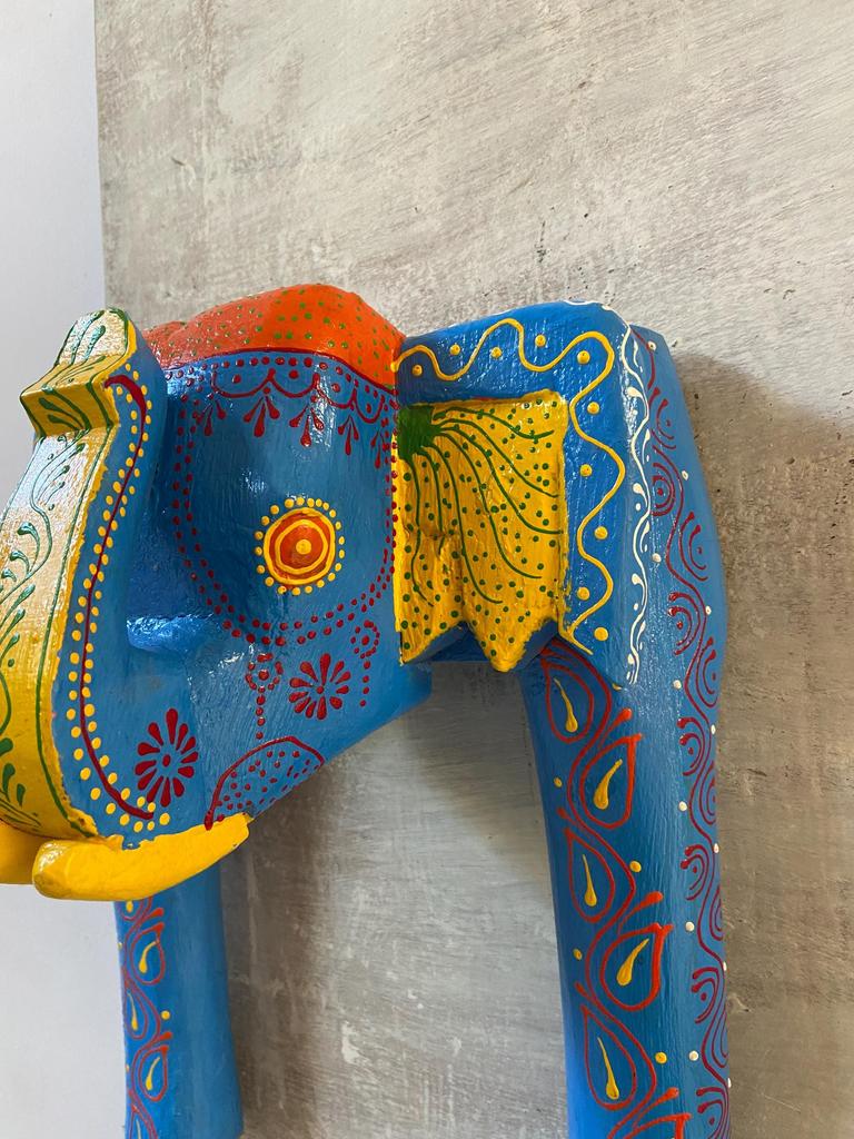 Hand-Painted Wooden Elephant Head Wall Hanging: Ethnic Home Decor