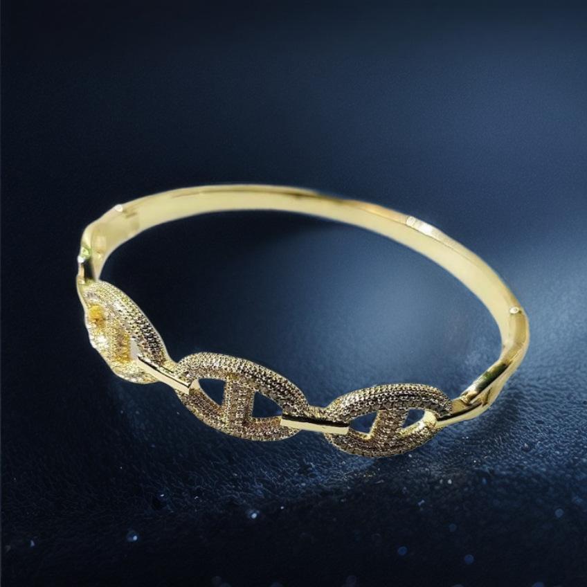 2026 Gold-plated Zircon Fashion Bracelet Big Pig Nose Bracelet Personalized Design Temperament Jewelry