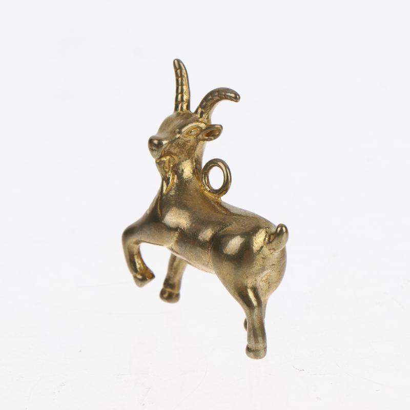 Solid Brass Goat Sculpture Chinese Zodiac Sheep Figurine Exquisite Mini Animal Statue for Desk Decor Collection Gift