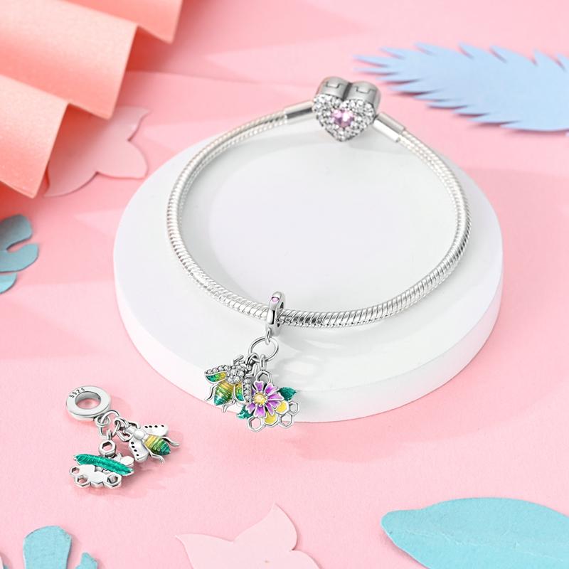 Copper Plated Little Bee And Beehive Flower Pendants Fit Charms Plataoriginal Bracelet Beads Women Jewellery Making Diy