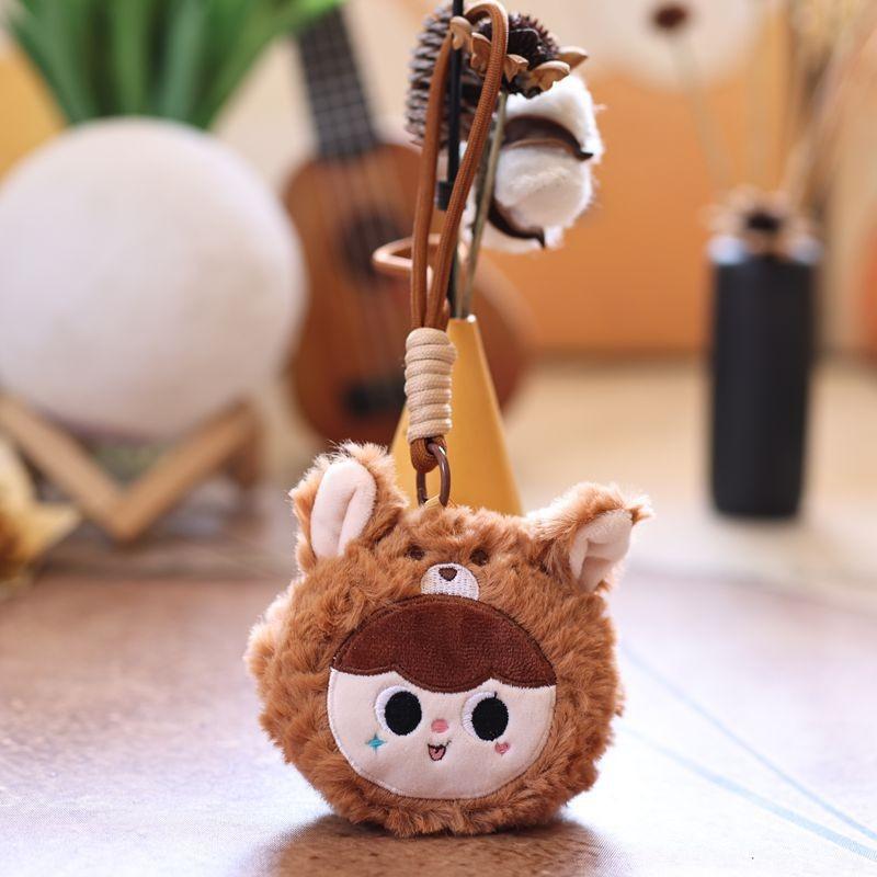 

V3 Three Baby Plush Keychain Cute Cartoon Keyring Giftgiving Decoration Doll коричневый