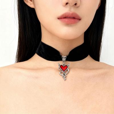 Collares y colgantes – Gargantillas
