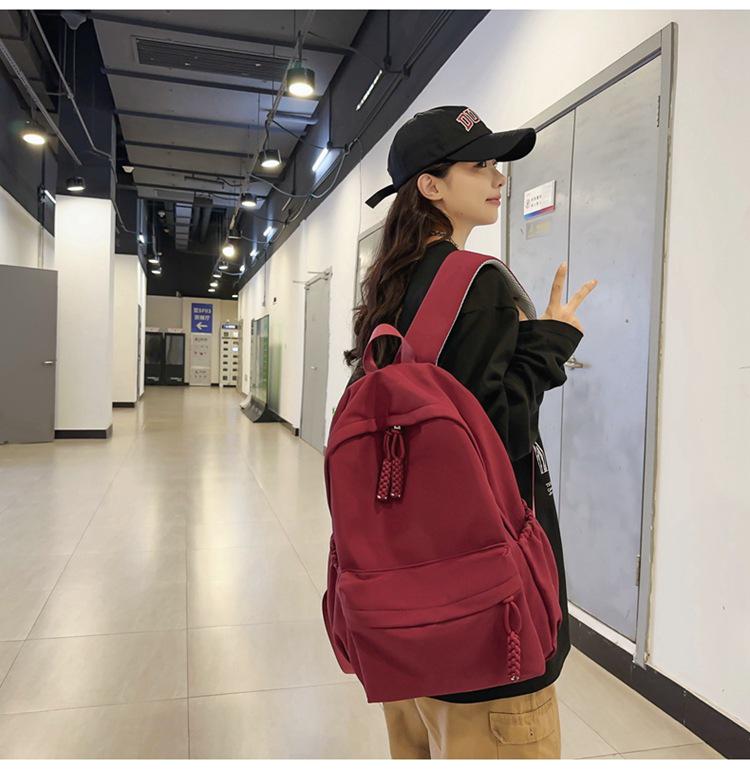 Korean-Style Lightweight Backpack for Girls: Large Capacity, Simple & Casual Design for Junior High & High School Students