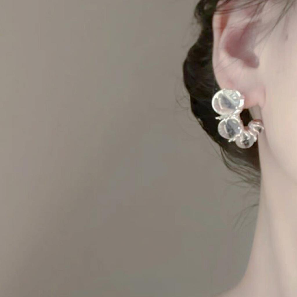 Elegant Clear Bead Earrings for Women Simple Design Lightweight and Comfortable Perfect for Daily Wear or Special Occasions