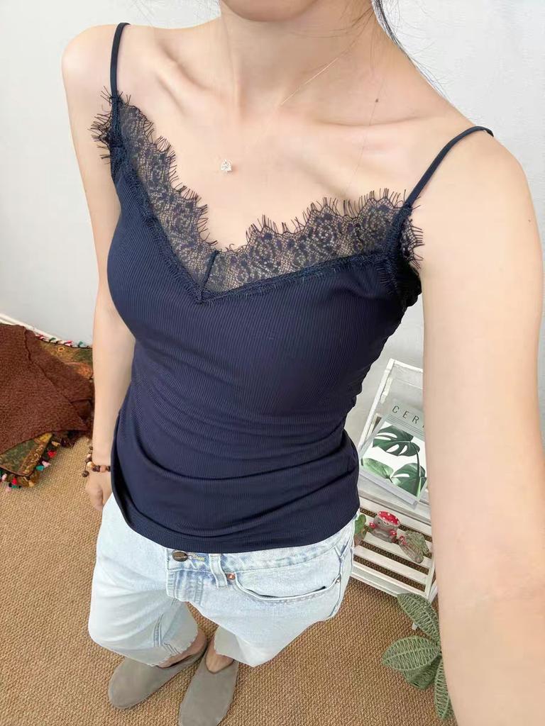 #Early Autumn New Spice Girl Wind Polished Lace Splicing Warm Sling Vest Slim One-piece Woman with Chest Pad