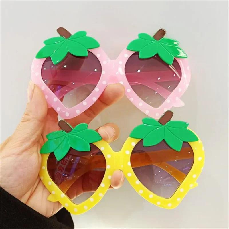 Fashion Children's Strawberry Funny Glasses Party Photo Decorations Birthday Wedding Supplies Adult Kids Sunscreen Sunglasses