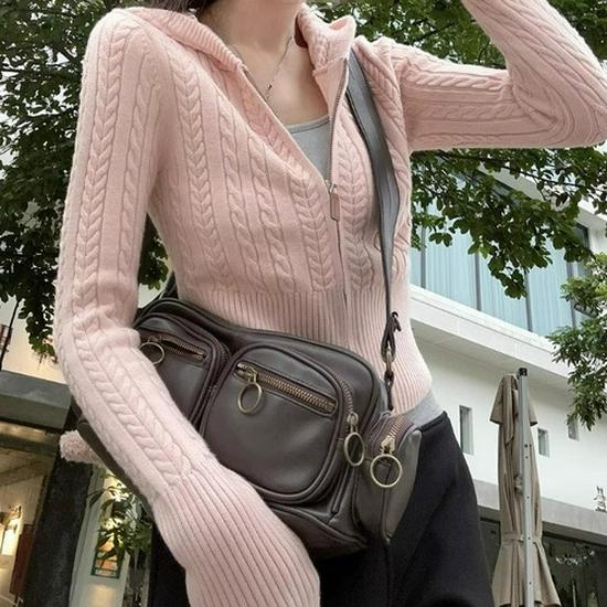 2024 Tea-Themed Fashionable Women's Knitted Sweater Cardigan - Early Autumn, Round Neck, High-End Style.
