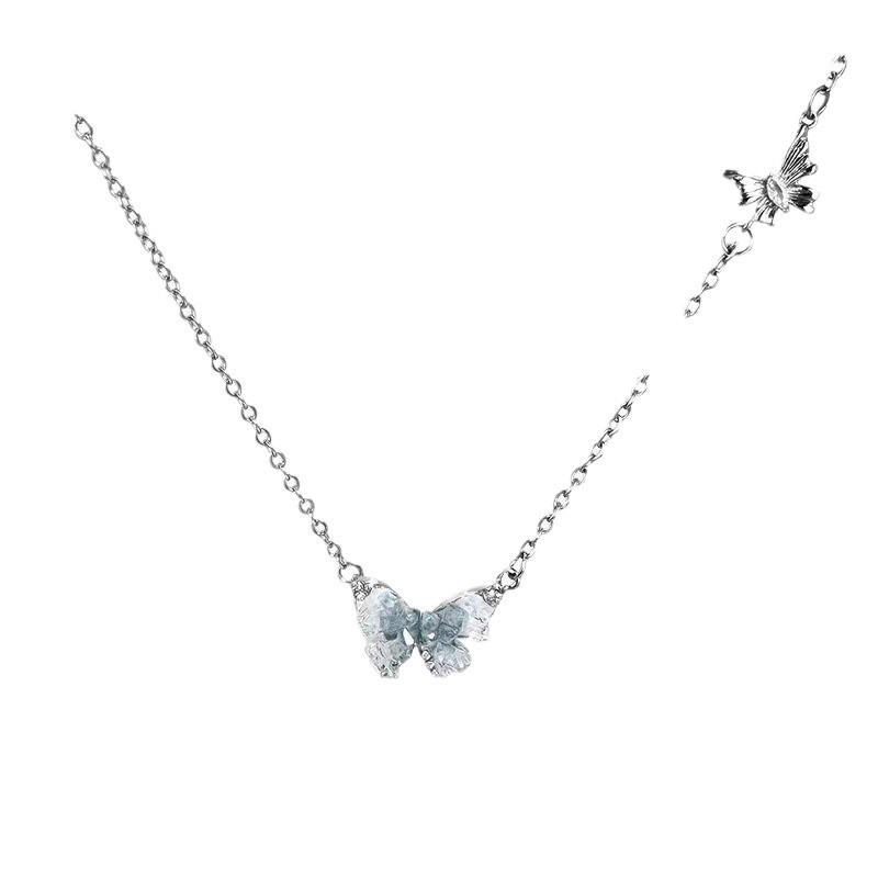 Pearl Butterfly Tassel Necklace: Ice Crystal Gradient Color, High-Grade Clavicle Chain for a Sweet, Cool Summer Style.