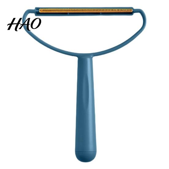 Practical Pet Hair Remover Portable Scraper Cat Dog with Long Handle Anti-Slip Easy Operation Epilator Curved Grip Reusable Widened Coverage Area Ball