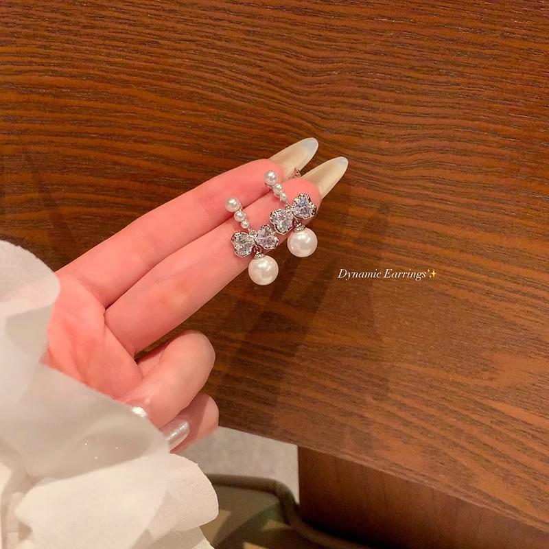 Unique 925 Silver Butterfly Zircon Pearl Stud Earrings for Women - High-End Fashion Jewelry