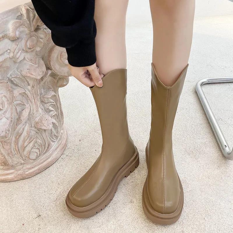 Skinny thick-soled flat-bottomed medium boots New round-headed British style student black Martin boots Skinny boots