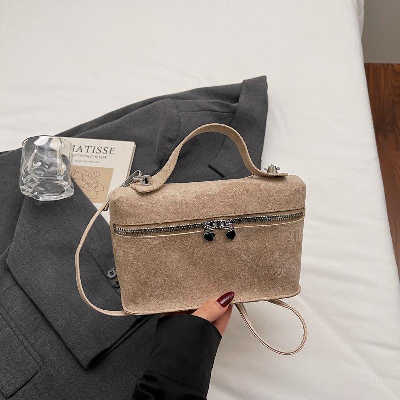 Vintage Matte Crossbody Bag Women Stylish Korean Ins Box Shoulder Bag for Autumn Winter Comfortable and Versatile Storage Bags