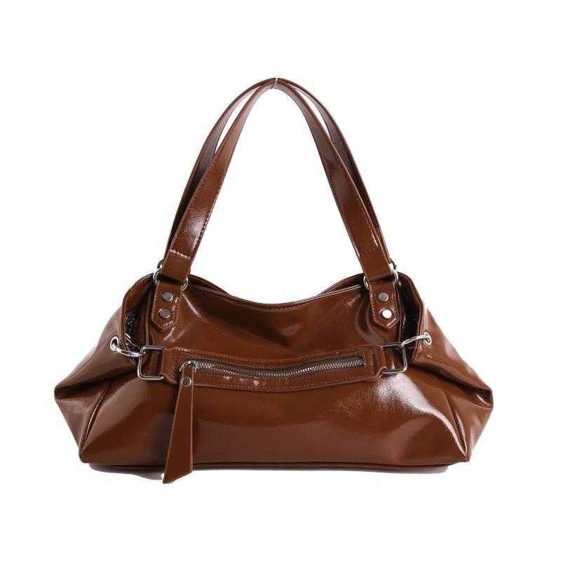 

Niche pocket locomotive armpit bag women s new largecapacity tote bag versatile single shoulder handbag