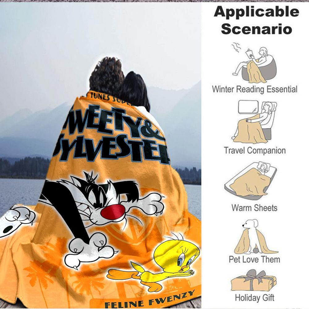 1pc Tweety Sylvester Looney Tunes Soft Skin-Friendly Flannel with Digital Printing, Various Sizes Available for Family, Friends, Birthday001