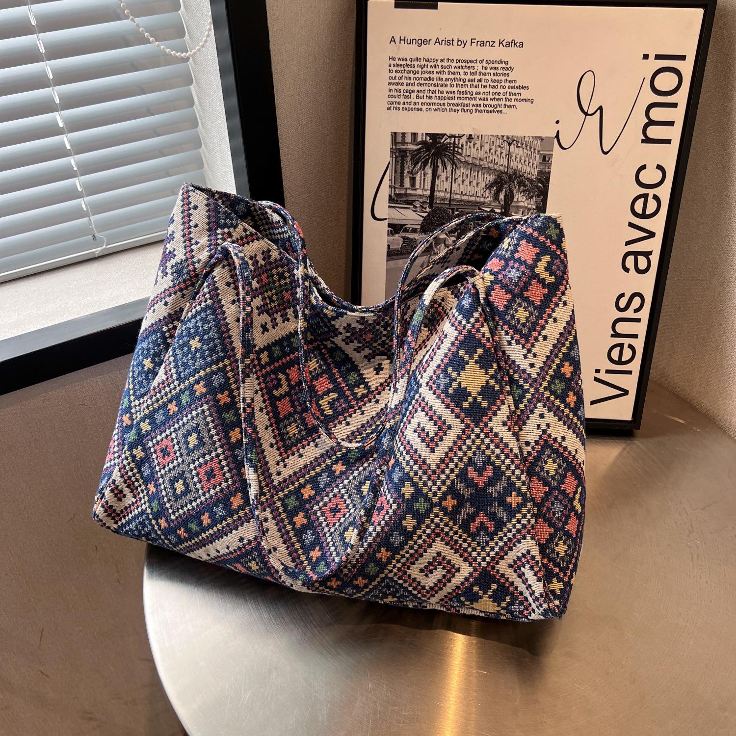 

Ethnic style canvas bag 2025 new trendy fashion large capacity commuter tote bag female ins university class bag female