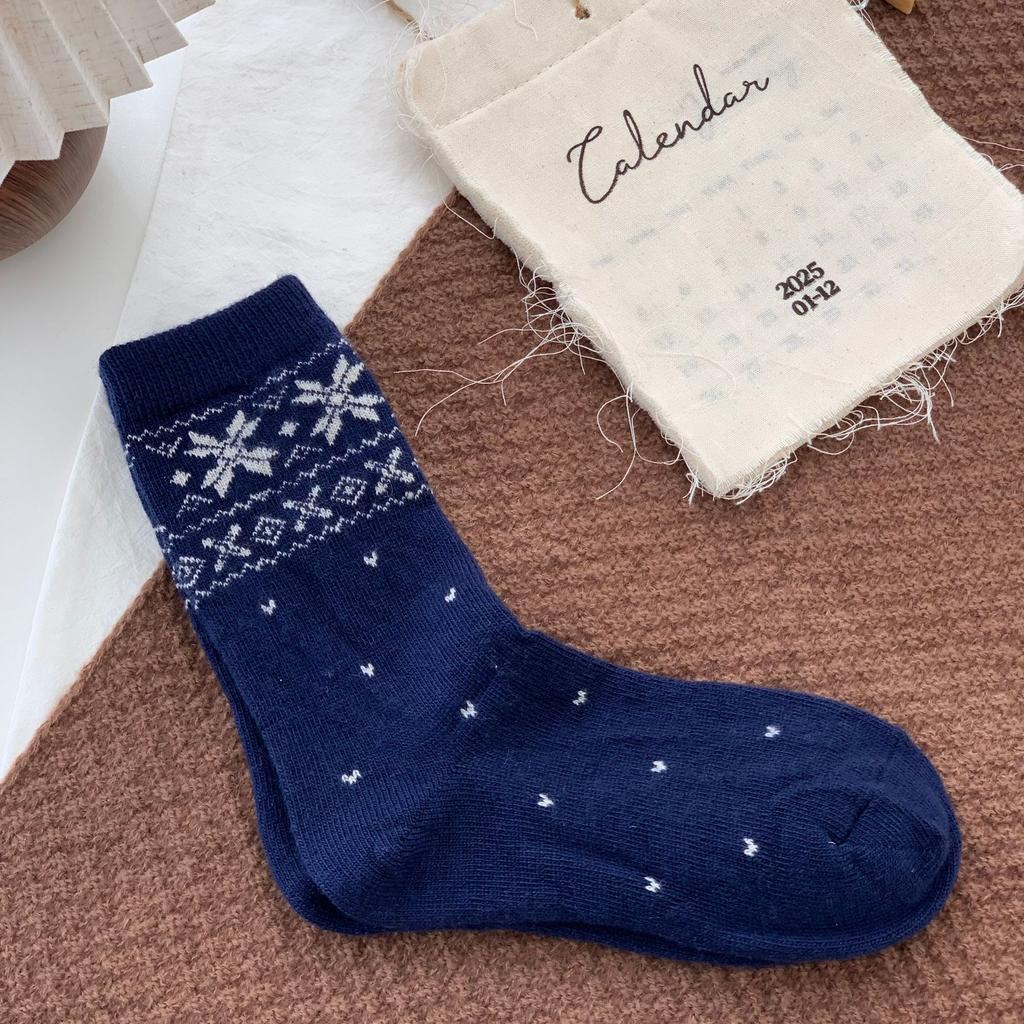 Wind Wool Socks Mid-Leg Socks Thickened And Warm Small Love Long Socks