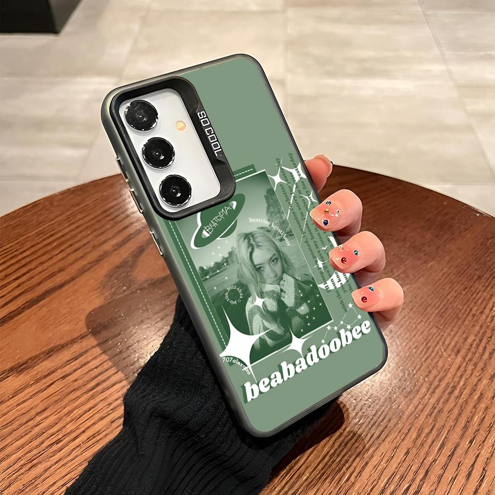 Singer Beabadoobee Phone Case For Samsung Galaxy S26 S25 S24 S23 S22 S21 S20 Ultra Plus Fe colored silver Cover