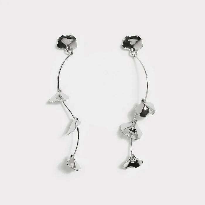 Frill Petal Earrings (2colors)