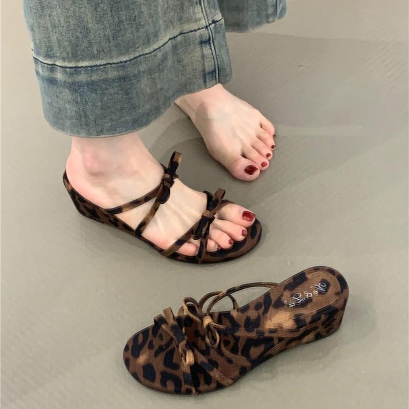 Sommer Keilabsatz Damenmode Hausschuhe Komfort Outdoor Party Kleid Pantoletten Casaul Zehenfrei Slip-On Schuhe