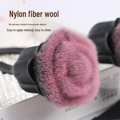 Set de Pinceles de Maquillaje Rosa con Mango Electrochapado y Cerdas Suaves: Brocha Grande para Polvos y Colorete, Herramienta de Belleza para Uñas