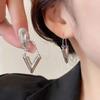 Fashion ins cold wind simple light luxury high-end ear buckle temperament geometric earrings women's small and versatile tide earrings