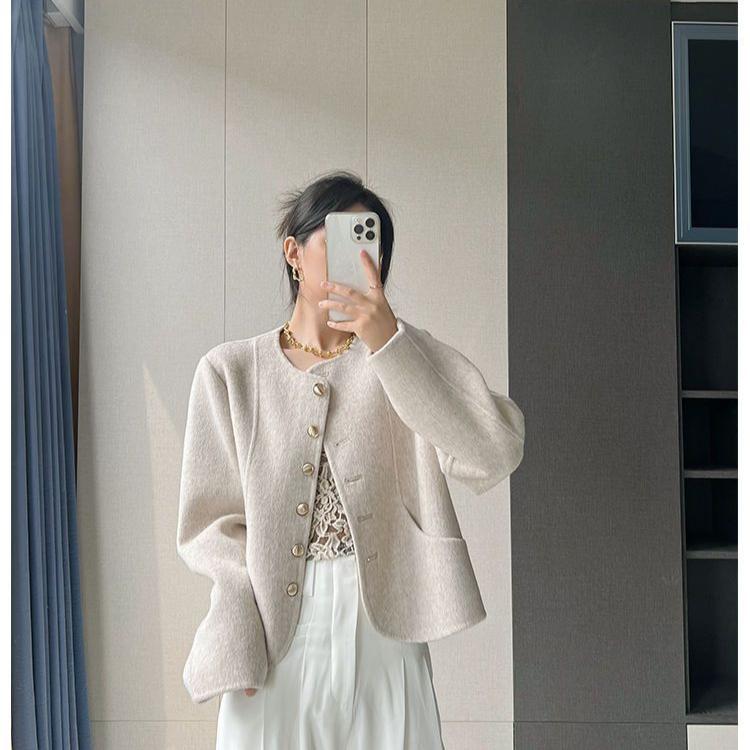 Women Wool Coat Single Breasted Round Neck Design Fashion Winter Trench Jacket
