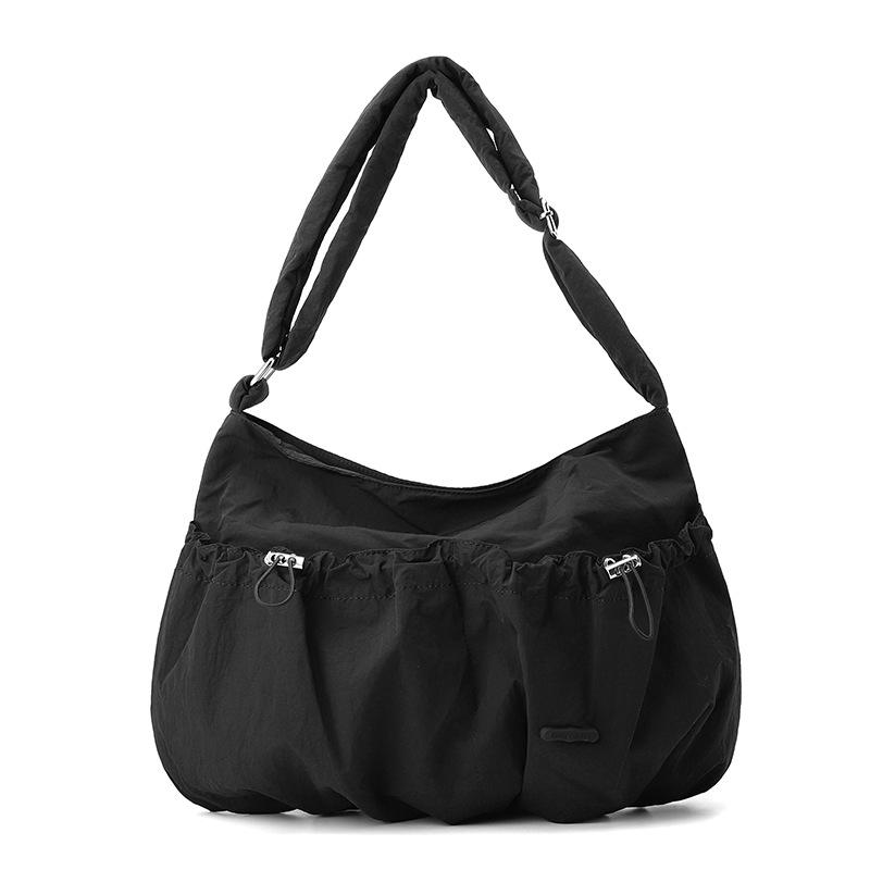 New Women's Simple and Versatile Pleated Nylon Bag Casual and Light Commuter Messenger Bag