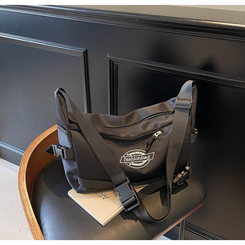 

Новый весенний трендовый бренд литературная мужская и женская повседневная сумка почтальона через плечо чёрный