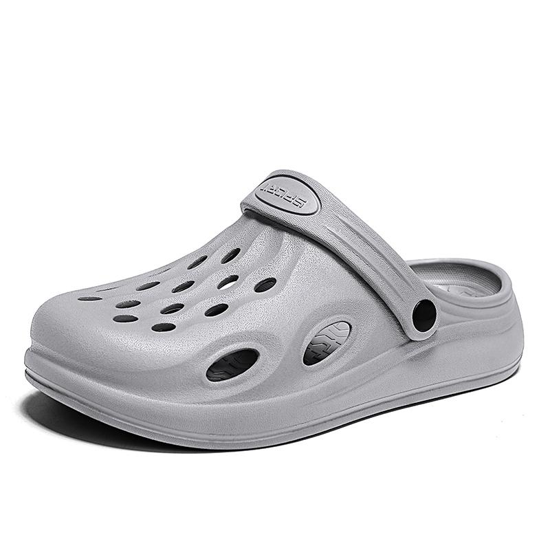 Fashion 2025 Summer New Hole Shoes for Men Breathable and Comfortable Garden Clogs Slippers Anti Slip Beach Sandals Shoes