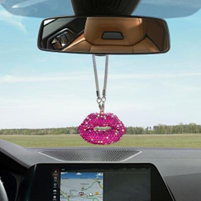 Colgante para espejo retrovisor de coche, fácil de colgar, con forma de labio y brillantes diamantes de imitación, para espejo retrovisor de coche