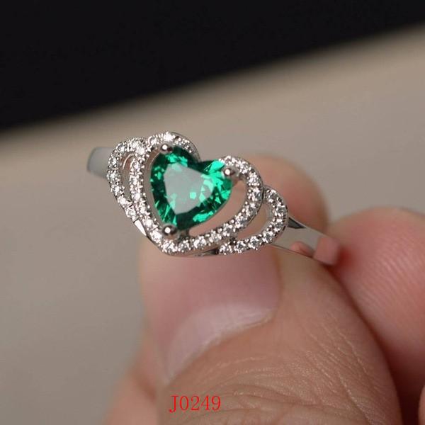 2026 Premium Emerald Jewelry Zircon Ring Geometric Love Wedding Ring Women's Diamond Ring Tide Jewelry