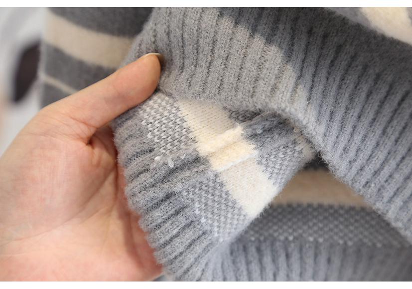 Dicker gestreifter Strickpullover für Kinder - Rundhals-Pullover für Jungen.