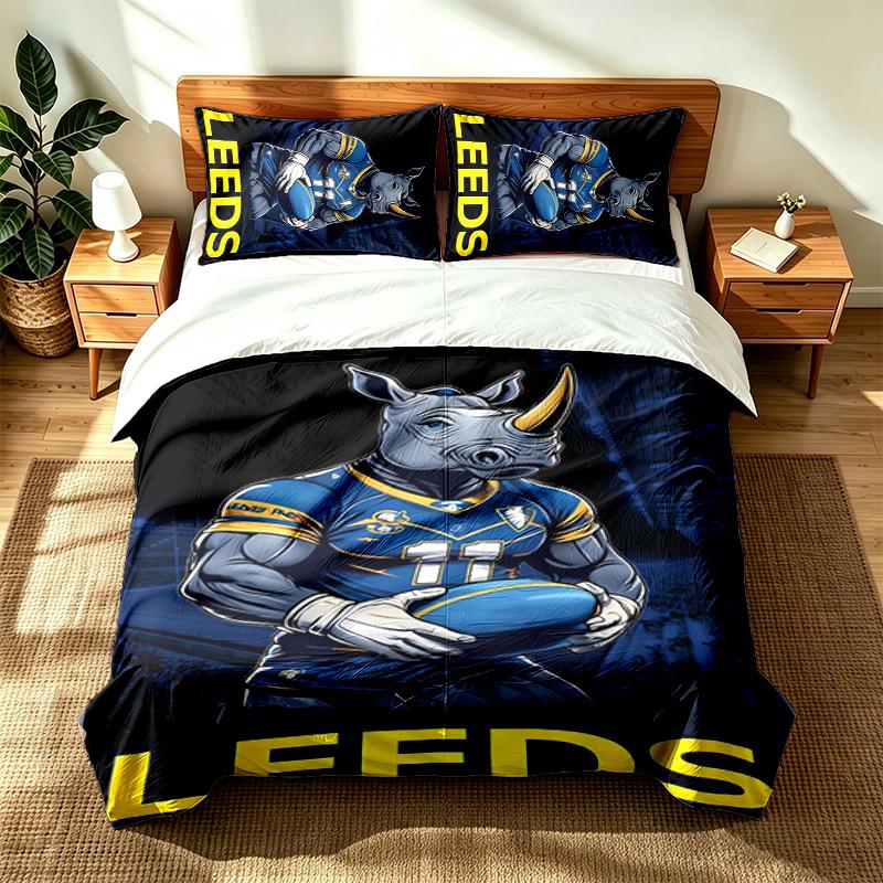 Leeds Rhinos (1) 3pc Set Suitable for Master Bedrooms Soft and Comfortable an Ideal Gift for Family and Friends Includes One Duvet Cover and Two Pillo