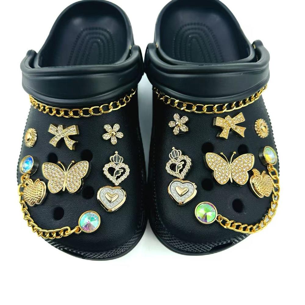 18PCS Summer Luxury Shoe Charms Set Accessories for Clogs Shoe Buckle Golden Chain Diamond Butterfly Flower DIY Shoes Decoration