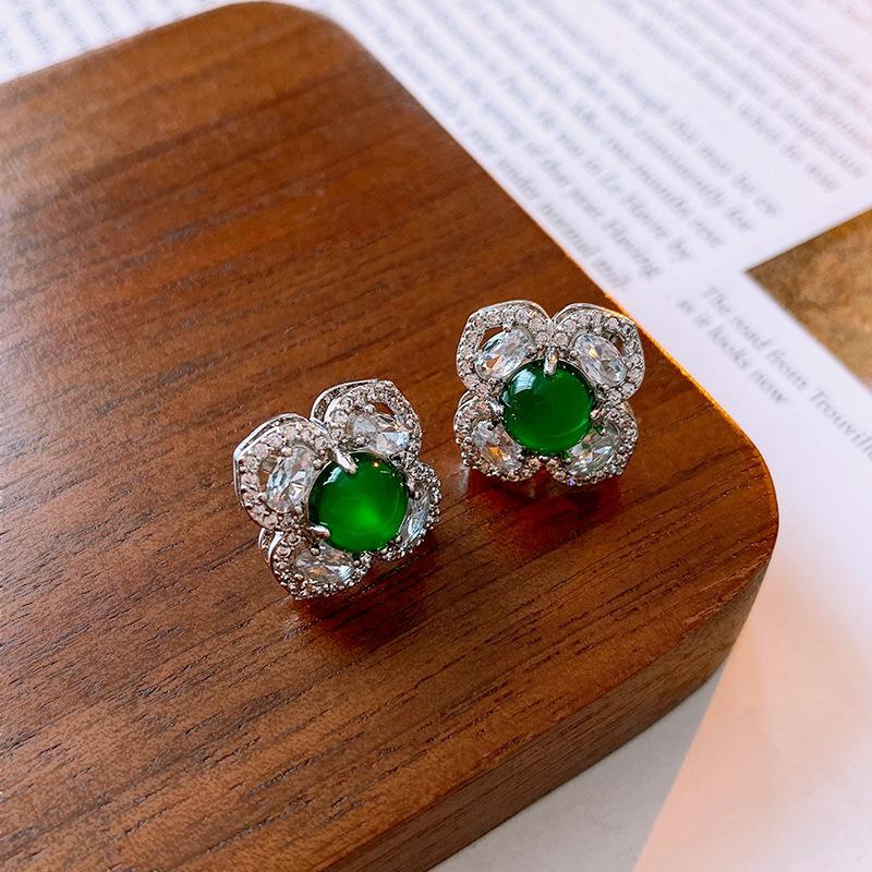 European and American Diamond-set Oval Earrings Retro Earrings Niche Light Luxury High-end Earrings Women