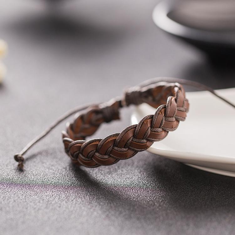 

New Simple Tennis Racquet Charm Handwoven Leather Bracelet Personalized Black Men s Handrope Jewelry