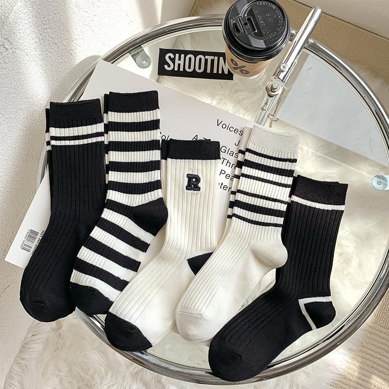 5 Pairs of Women's Spring and Autumn Striped Embroidered Cotton Socks