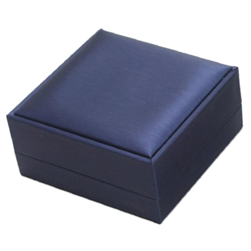 Stylish Alloy Accessory Storage Case Convenient Jewelry Display Box Jewelry Packaging Box for Elegant Gift Presentation