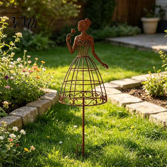 Botanical Garden Decor for Outdoor Spaces Vintage Lady Trellis Stake, Rustic Metal Silhouette Plant Support Climbing Stylish Art Accents Vines