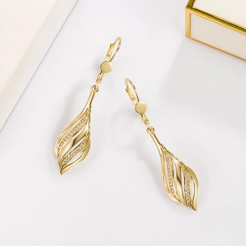 Cute Temperament Girl Earrings Zircon Micro Inlaid Water Droplet Tree Leaf Shaped Earrings High-end Feeling Jewelry Accessories