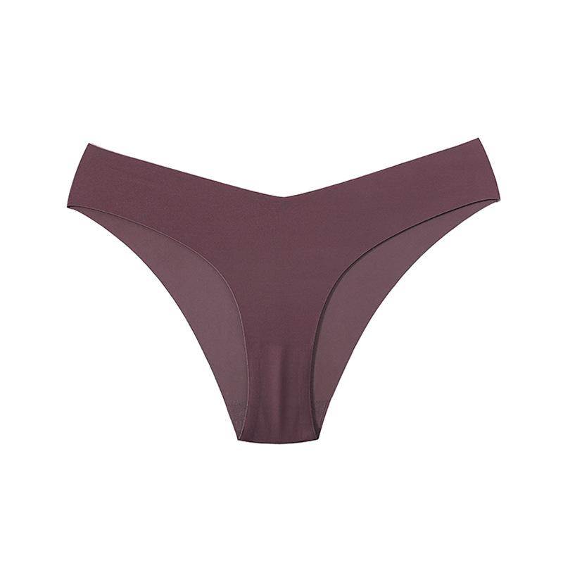Women's Seamless Ice Silk Low-Waist Briefs: Breathable, Quick-Dry, Pure Cotton Crotch - Perfect for Yoga & Sports.