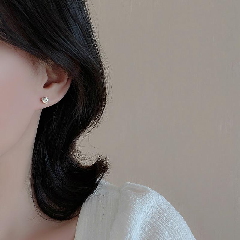Voller Diamant Liebe Ohrstecker weibliche koreanische Ins Temperament herzförmige Ohrringe Design Nische Zirkon Ohrringe