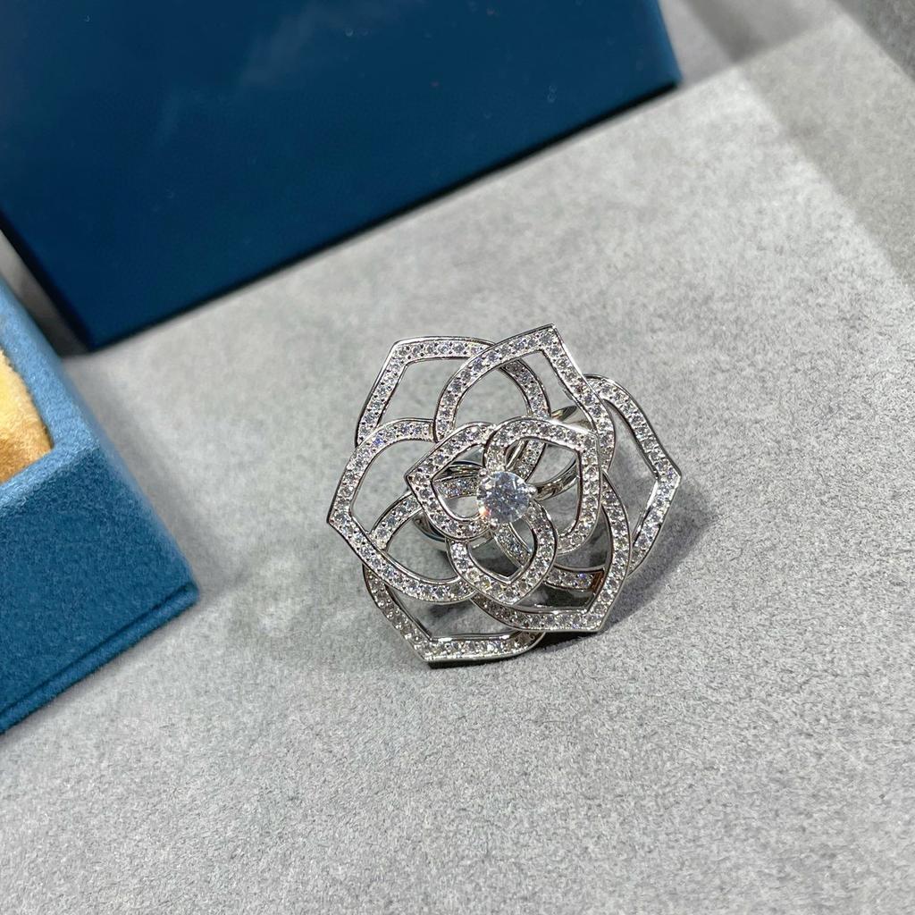 Vintage Hot Brand Women's Rings Luxury Jewelry For Women Pure 925 Sterling Silver Lady Party Designer Rose Flower Rings