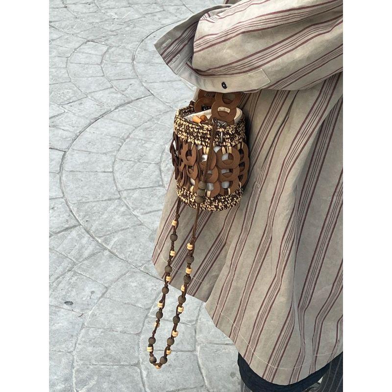 

Та же модель, что и у онлайн-знаменитости 25, универсальный модный нишевый дизайн, плетеная вручную сумка-ведро, пляжная сумка As Shown in Pictures(In stock and fast delivery)