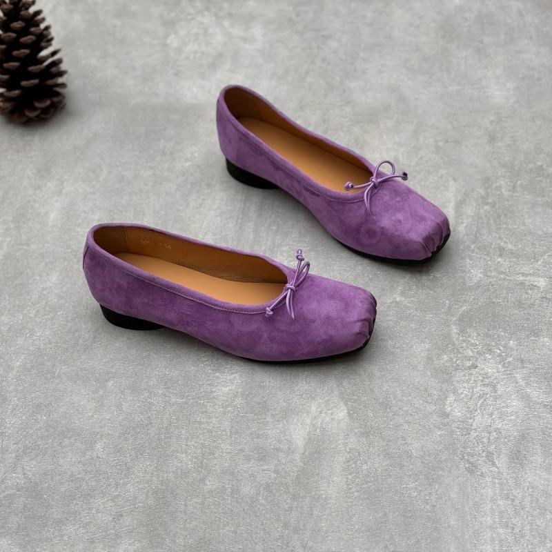 Kožené baleríny Dámské kožené boty na robustním podpatku se čtvercovou špičkou Mary Jane