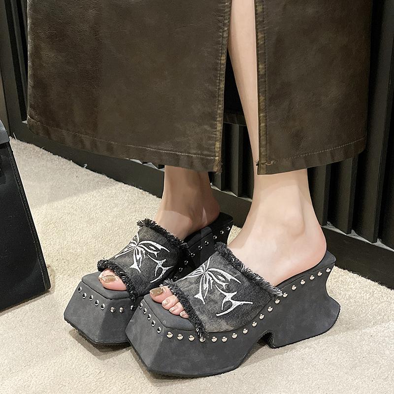 Autumn New Cloth Material Painting Butterfly Style Slippers  Model Catwalk Thick Sole Fashion Women's Shoes