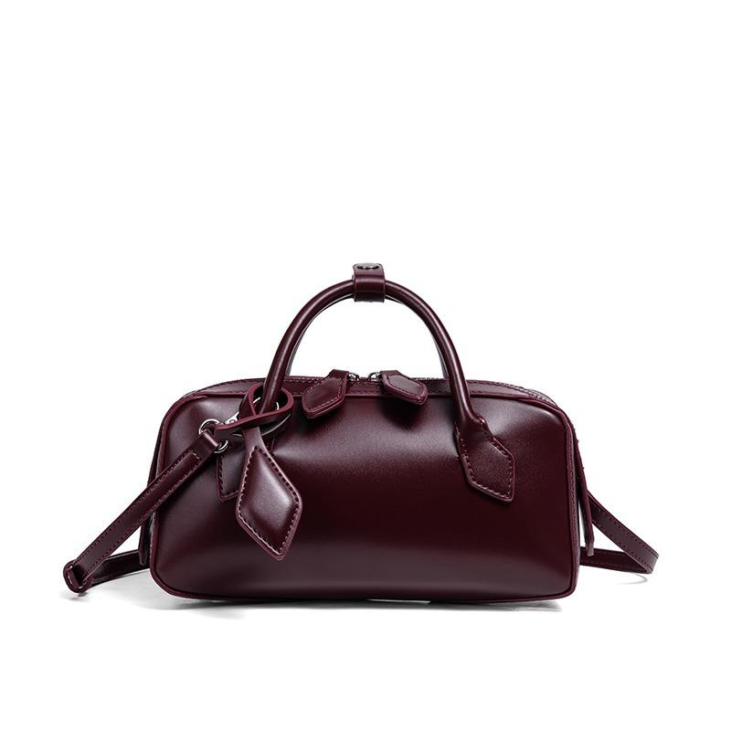 OL retro simple portable Boston bag women's autumn high-end sense popular fashion commuter shoulder messenger bag