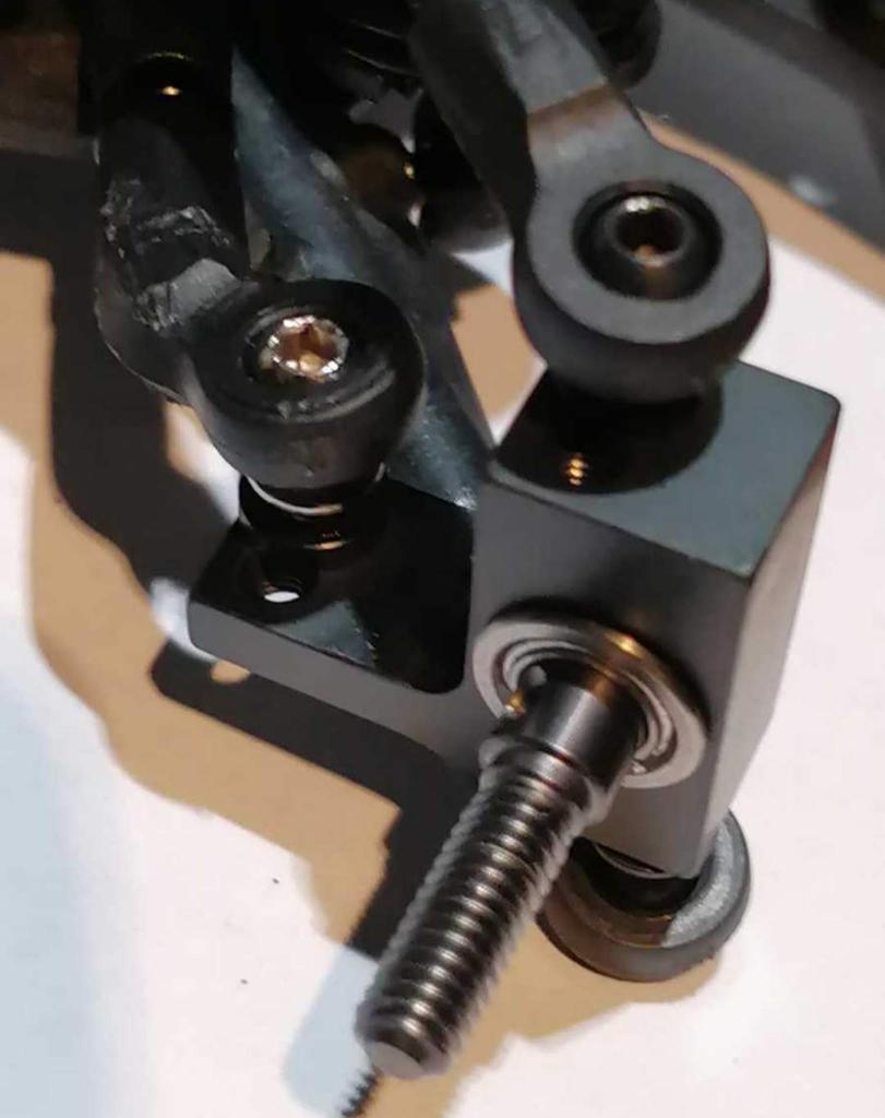 MetalGarage Original Product: Aluminum Front Knuckle - Increased Steering Angle, Improved Rolling Feel - for YD-2 GRK D-Like GALM (MGH19)