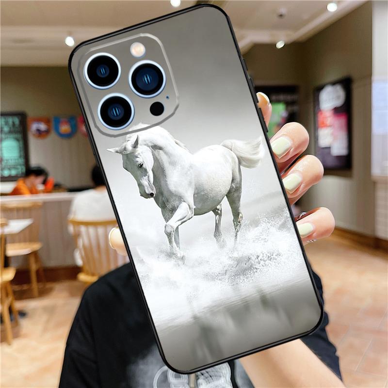 Running Horses Animal Case For iPhone 17 16 15 13 12 11 14 Pro Max Mini Plus 16e 17 Air Bumper Cover Accessories