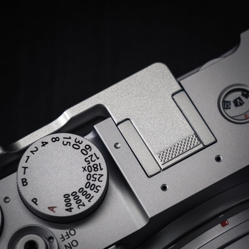 Iborrys Thumb Up Compatible with FUJIFILM and Fujifilm XE5 Dedicated Thumb Shoe Unique Retro Diamond Engraving Enhanced Shooting Stability Grip, X-E5